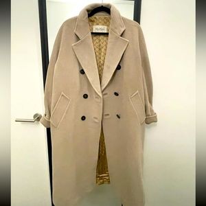 Max Mara Madame 101801 Icon Coat, Turtledove, Size 2